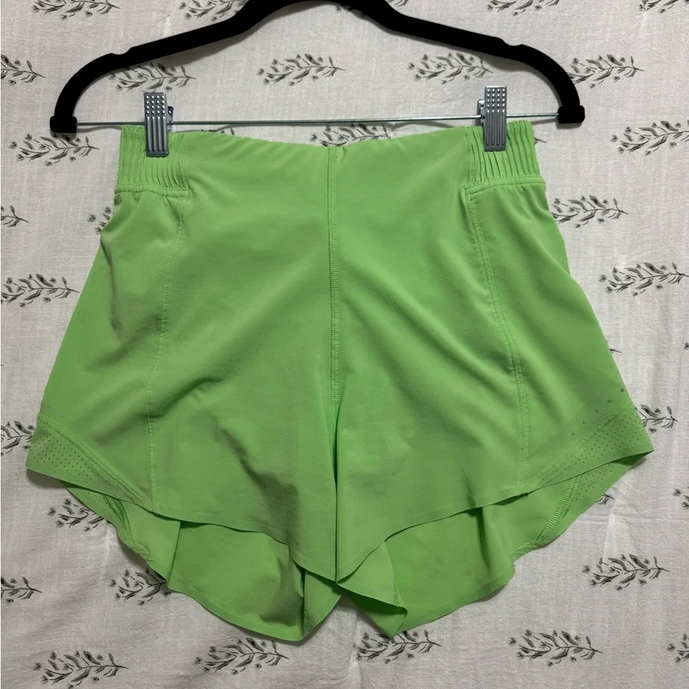 Lululemon hotty hot shorts - Picture 2 of 4